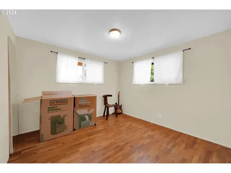75 W Main Street Lowell OR 97452