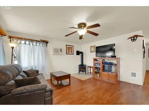75 W Main Street Lowell OR 97452