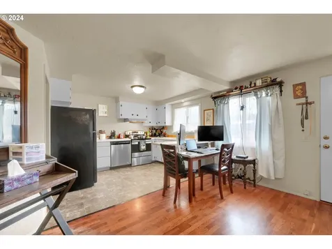 75 W Main Street Lowell OR 97452