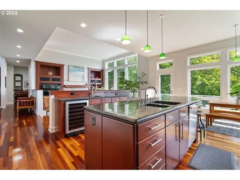 2342 NW Pinnacle Drive Portland OR 97229