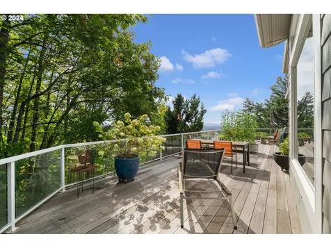 2342 NW Pinnacle Drive Portland OR 97229