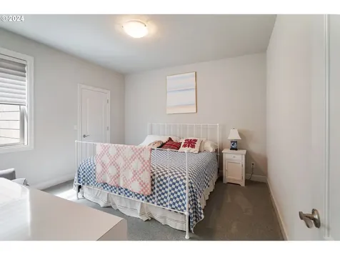2342 NW Pinnacle Drive Portland OR 97229