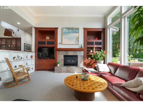 2342 NW Pinnacle Drive Portland OR 97229