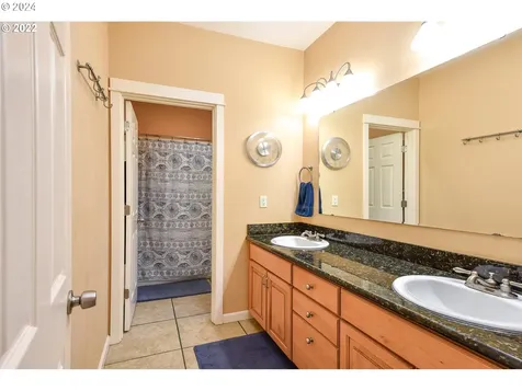 48493 Hiland Ranch Drive Oakridge OR 97463