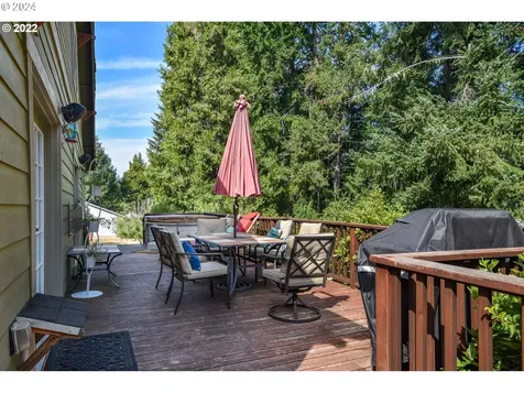 48493 Hiland Ranch Drive Oakridge OR 97463