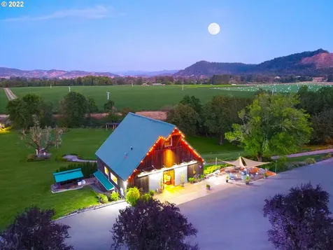 Melqua Road Roseburg OR 97471