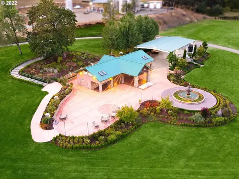 Melqua Road Roseburg OR 97471