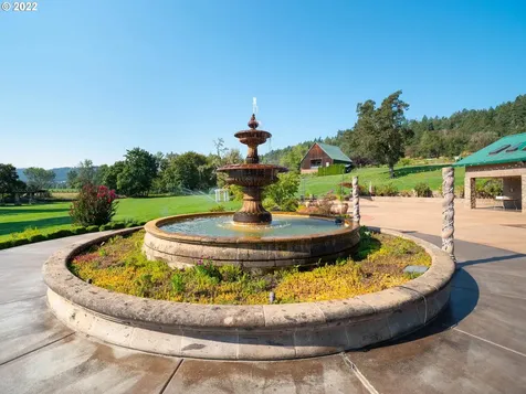 Melqua Road Roseburg OR 97471