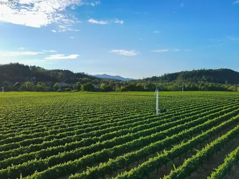 Melqua Road Roseburg OR 97471