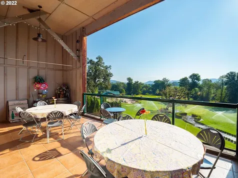 Melqua Road Roseburg OR 97471