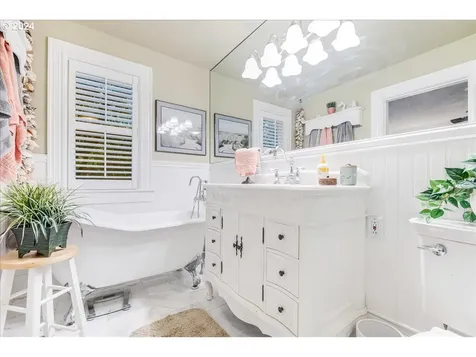 4509 Nw 324th Street Ridgefield WA 98642
