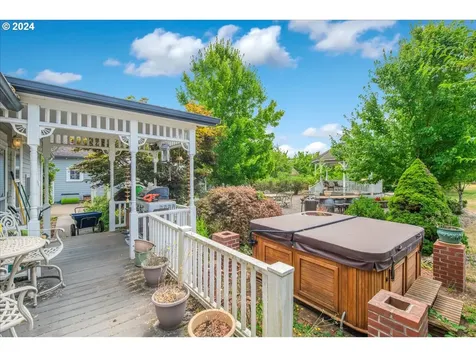 4509 Nw 324th Street Ridgefield WA 98642