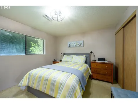 1330 Sw Russ Lane Mcminnville OR 97128