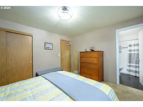 1330 Sw Russ Lane Mcminnville OR 97128