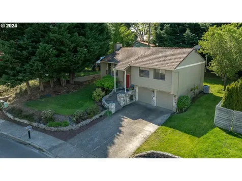 1330 Sw Russ Lane Mcminnville OR 97128