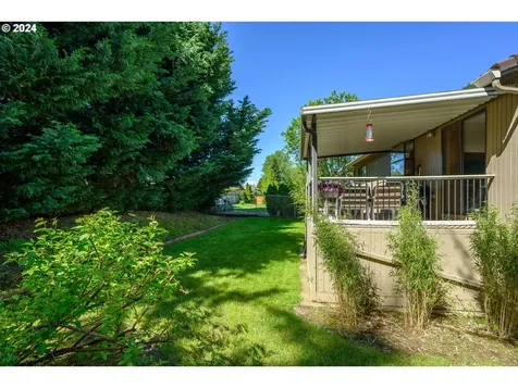 1330 Sw Russ Lane Mcminnville OR 97128