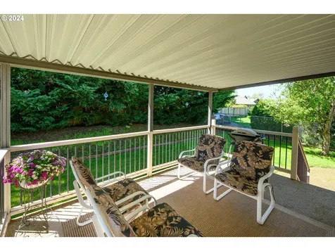 1330 Sw Russ Lane Mcminnville OR 97128