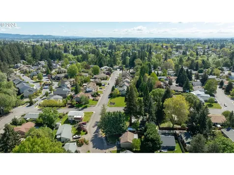 1330 Sw Russ Lane Mcminnville OR 97128