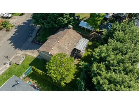 1330 Sw Russ Lane Mcminnville OR 97128