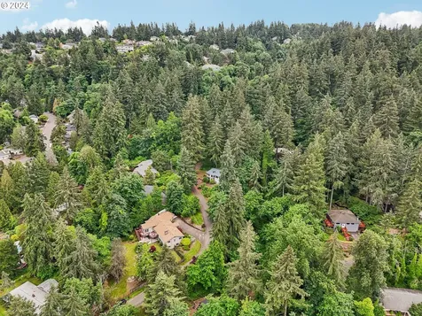 19412 View Drive West Linn OR 97068