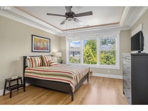 137 Ne Cook Street Portland OR 97212