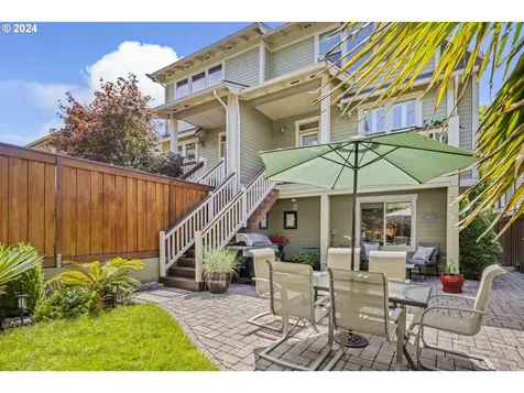 137 Ne Cook Street Portland OR 97212
