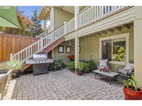137 Ne Cook Street Portland OR 97212