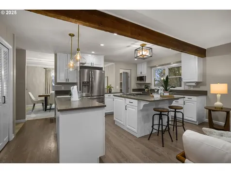 54 Aquinas Street Lake Oswego OR 97035