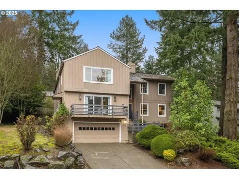 54 Aquinas Street Lake Oswego OR 97035