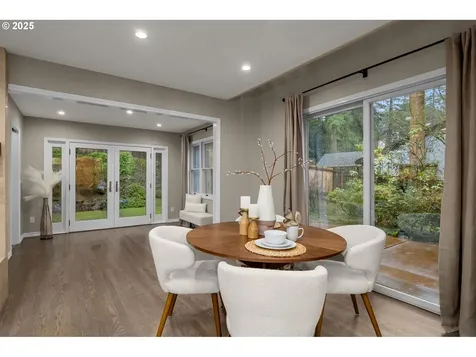 54 Aquinas Street Lake Oswego OR 97035