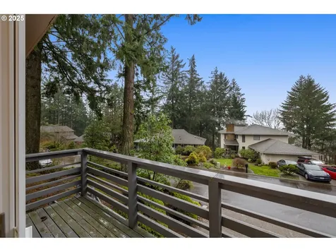 54 Aquinas Street Lake Oswego OR 97035