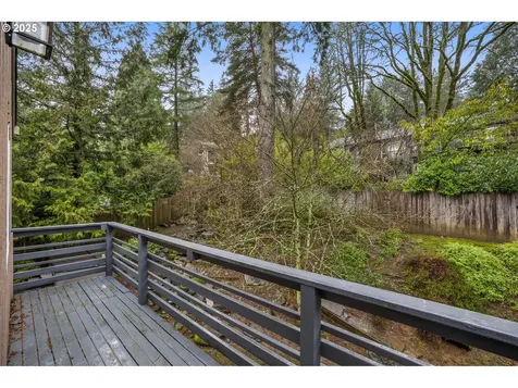 54 Aquinas Street Lake Oswego OR 97035