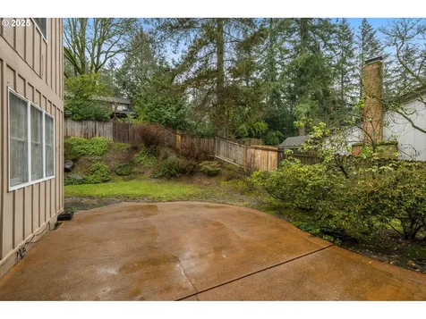 54 Aquinas Street Lake Oswego OR 97035