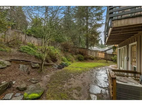 54 Aquinas Street Lake Oswego OR 97035