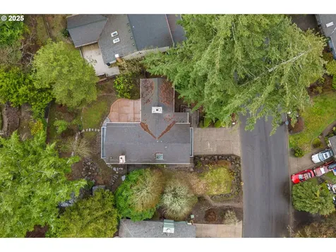 54 Aquinas Street Lake Oswego OR 97035