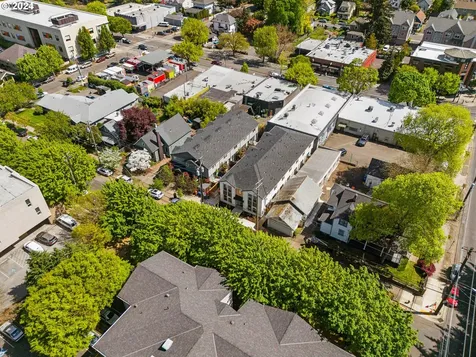 3562 NE Garfield Avenue Portland OR 97212