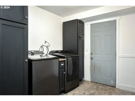 921 Ne 194th Avenue Portland OR 97230