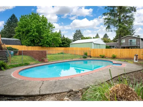921 Ne 194th Avenue Portland OR 97230