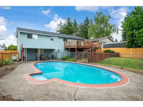 921 Ne 194th Avenue Portland OR 97230