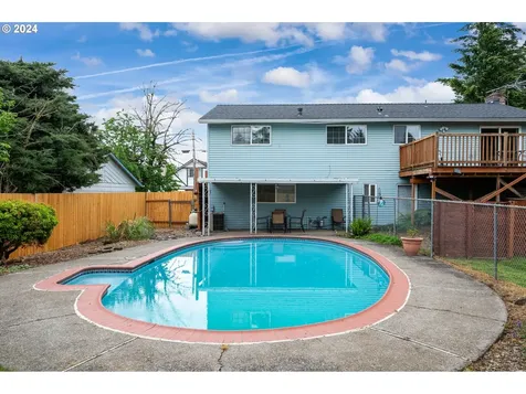921 Ne 194th Avenue Portland OR 97230