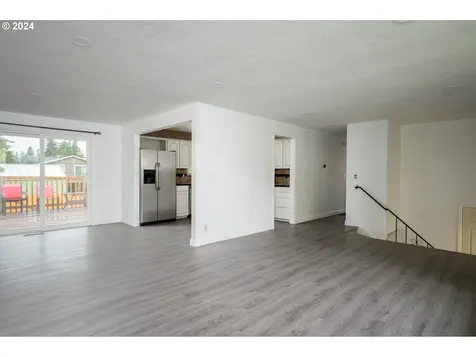 921 Ne 194th Avenue Portland OR 97230