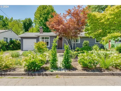1245 Nw Birch Street Mcminnville OR 97128