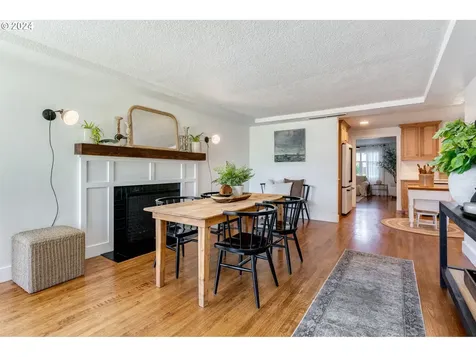 1245 Nw Birch Street Mcminnville OR 97128