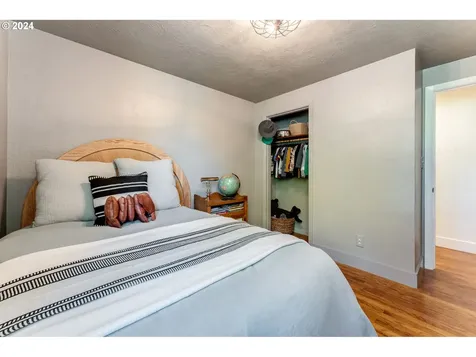 1245 Nw Birch Street Mcminnville OR 97128