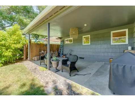 1245 Nw Birch Street Mcminnville OR 97128