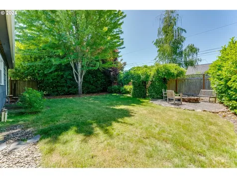 1245 Nw Birch Street Mcminnville OR 97128