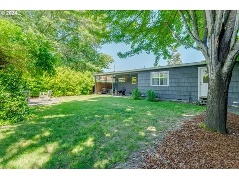 1245 Nw Birch Street Mcminnville OR 97128