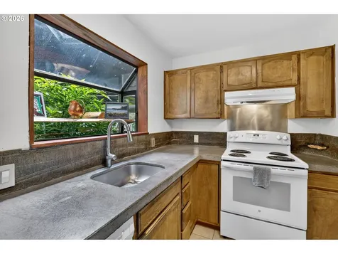 3250 NW Oceanview Drive Newport OR 97365
