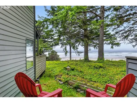 3250 NW Oceanview Drive Newport OR 97365