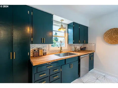 9105 N Wall Avenue Portland OR 97203